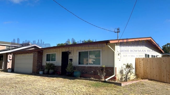 Photo - 72 E Oxford St