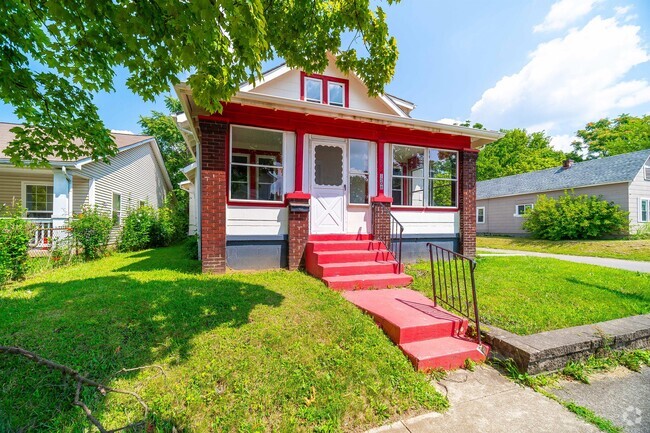 Building Photo - 1208 E 16th Ave Rental