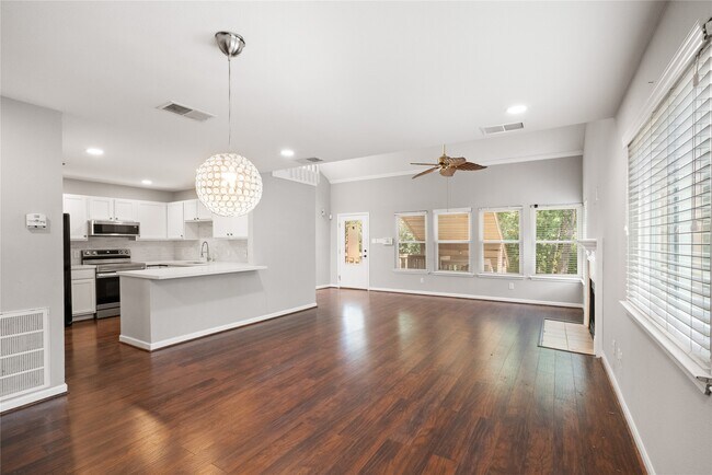Photo - 54 Sawmill Grove Ln