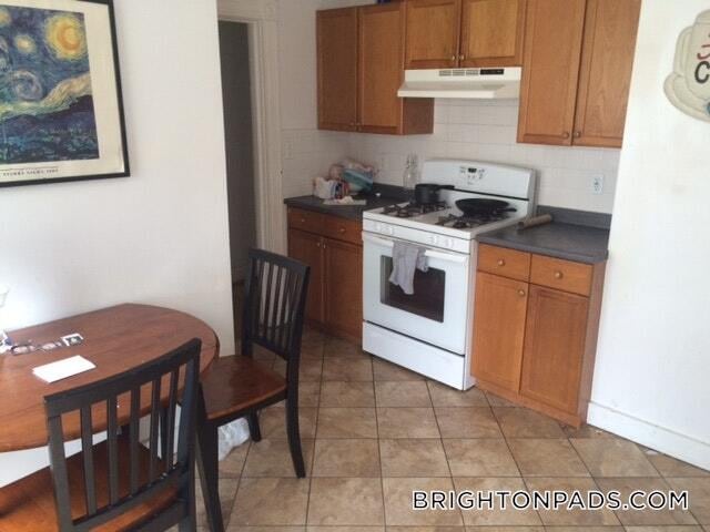 Photo - 140 Brooks St Unidad 2