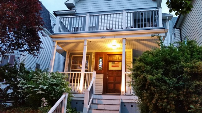 Front of House - 1676 N Astor St Apartments Unit First Floor