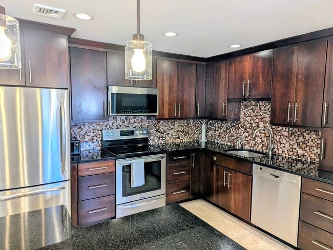 Photo - 20 Central St Unit 405