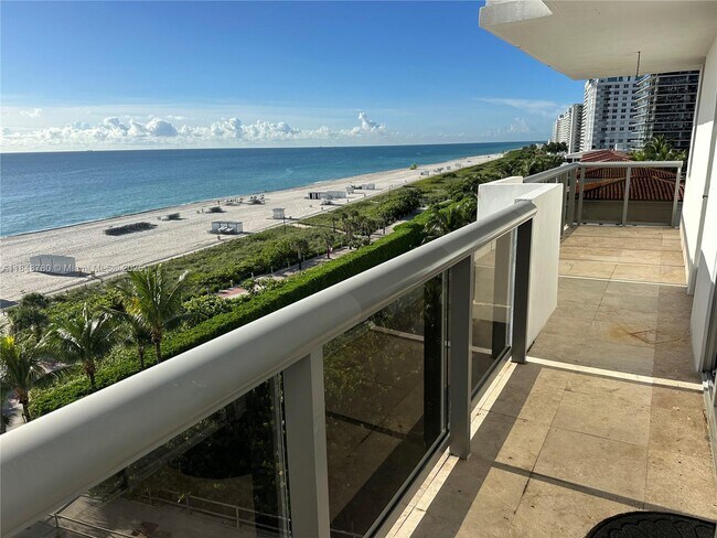 Building Photo - 6039 Collins Ave Unit 826 Rental