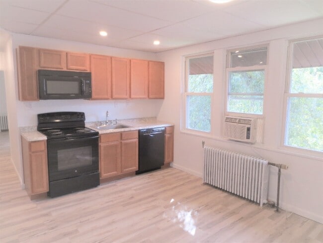 Photo - 2421 Beechwood Blvd Unidad 2421C