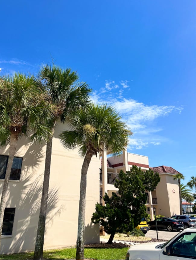 Photo - Beach Condo for Rent, AVAILABLE NOW!