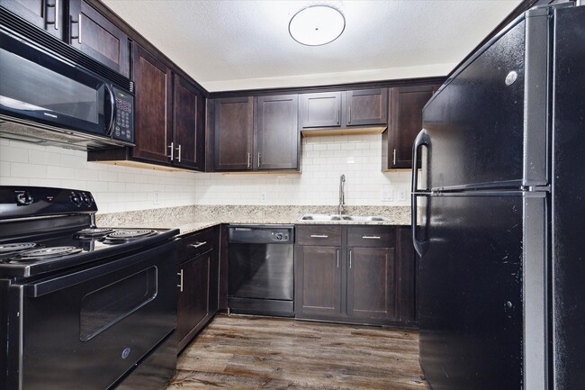 Photo - 427 W 16th St Apartamento Unidad 25