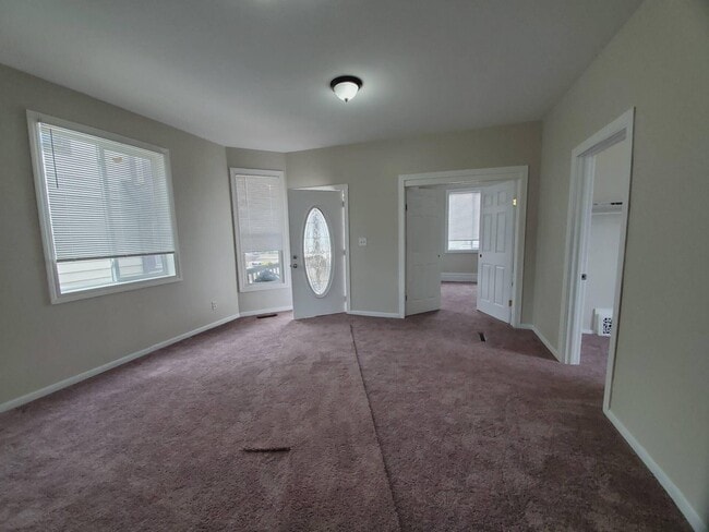 Photo - 1435 Villa St