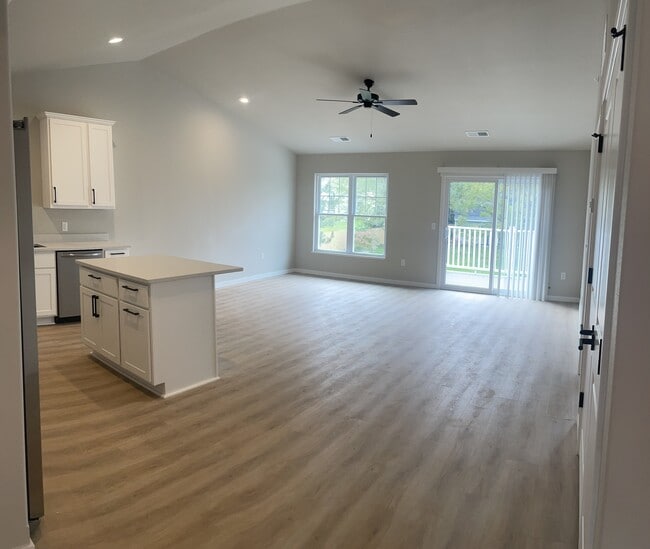 Photo - The Crossings