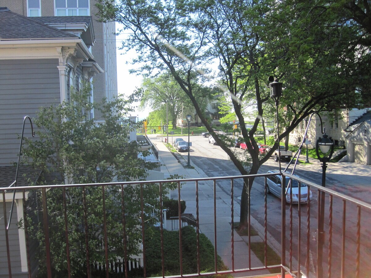Apt. 3 balcony view - 1702 N Farwell Ave Apartments Unit 3