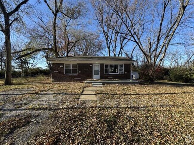 Building Photo - 2737 Brouster Ave Rental