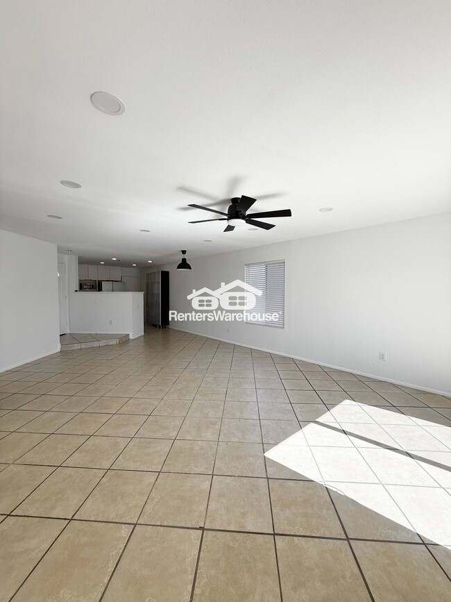 Photo - 7039 S 41st St