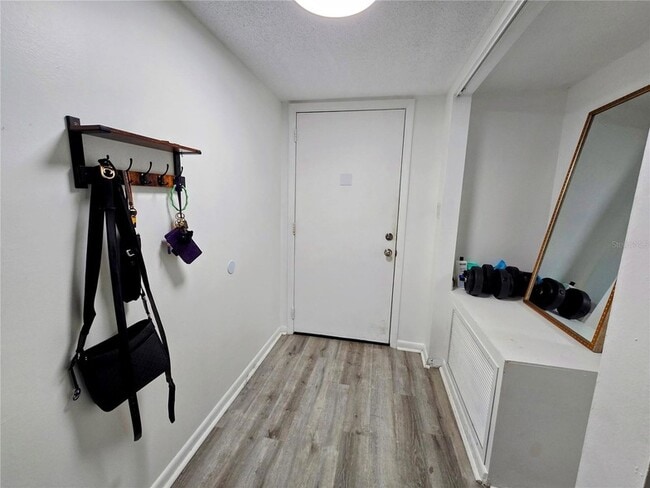 Photo - 633 Silver Pass Unit B