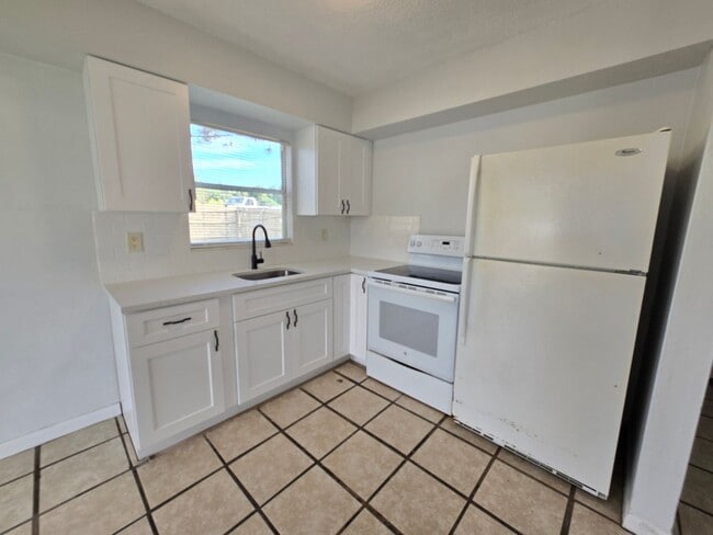 Photo - 5427 16th St E Unit B