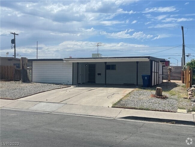 Building Photo - 5055 Blanton Dr Rental