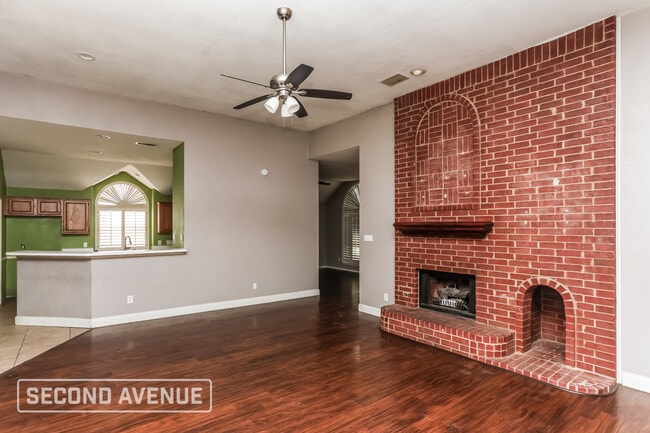 Photo - 2404 Liles Ln