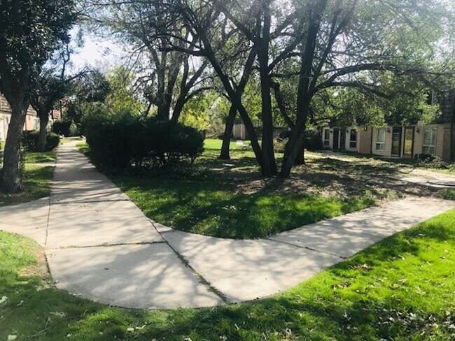 Photo - 88 W 50 S Unit Q6