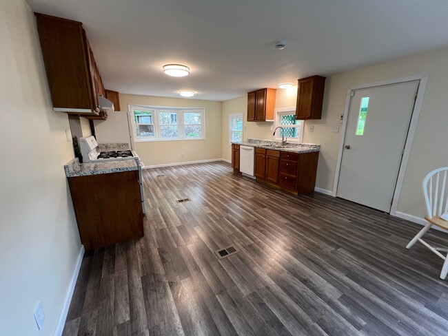 Building Photo - 4408 Sanford Ct Rental