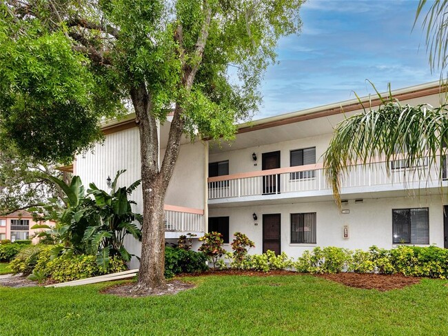 Building Photo - 129 Lakeview Way Rental