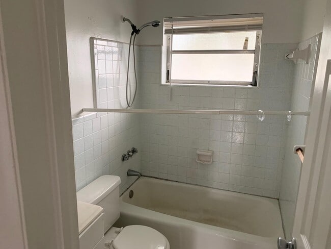 Photo - 1310 S Federal Hwy Unit 15