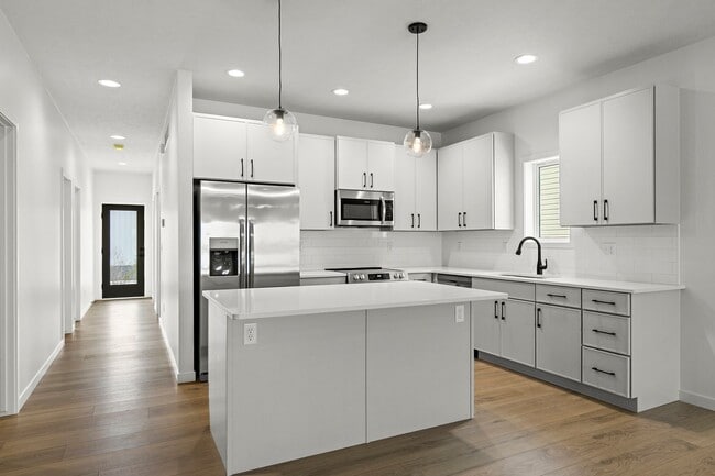 Photo - Rent-to-Own - Modern New Construction Home!