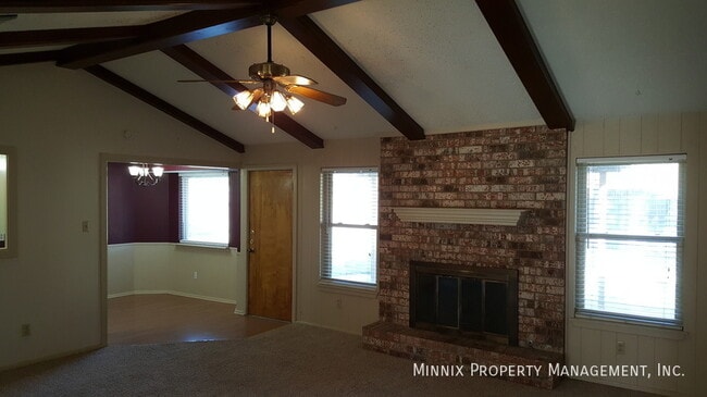 Photo - 4916 58th St