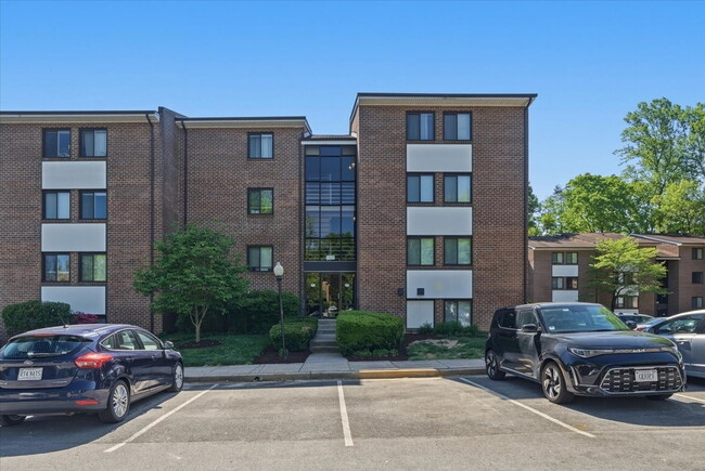 Building Photo - Contemporary 1BR / 1BA Condo in Reston – Utilities Included! Unit #1A