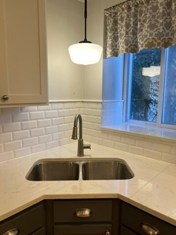 Photo - 4717 N Beacon St