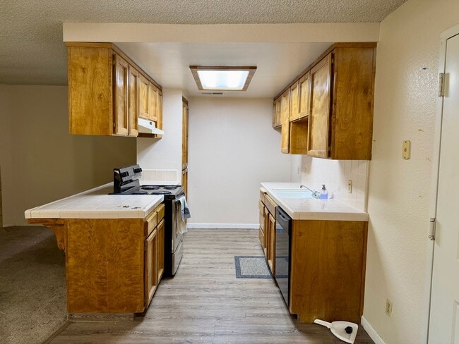 Photo - 537 W Escalon Ave Unit 537 W Escalon Ave #102