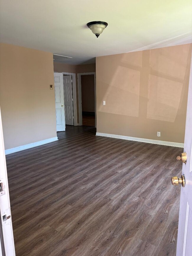 Photo - 1509D Sweetbriar Ave