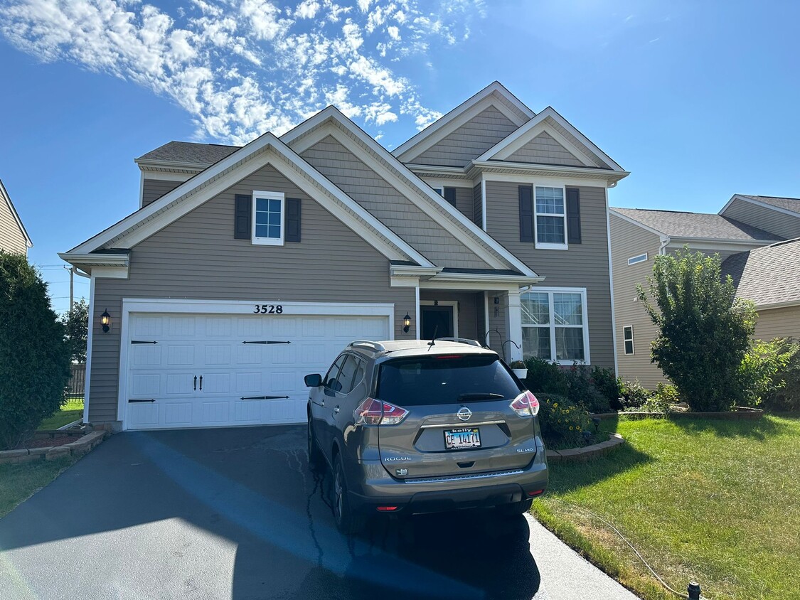Photo - 3528 Birch Ln (Naperville, IL)