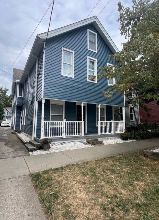 Photo - Kenilworth Unit 3 - UF