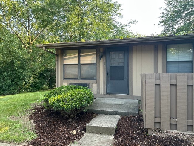 Building Photo - 1735 Sunapple Way Unit 1735 SunApple Way Rental
