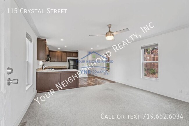 Photo - 115 Crystal St