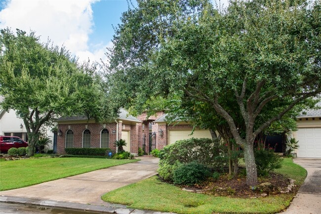 Building Photo - 3039 Bonnebridge Way Blvd