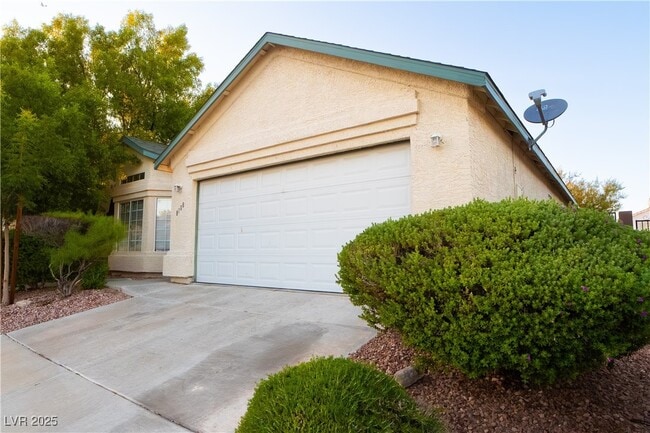 Building Photo - 8108 Bay Springs Dr Rental