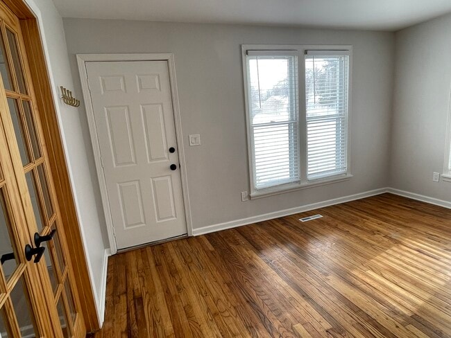 Photo - 2450 Gerald Ave