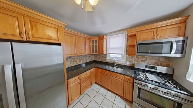 Photo - 1905 W Olney Ave