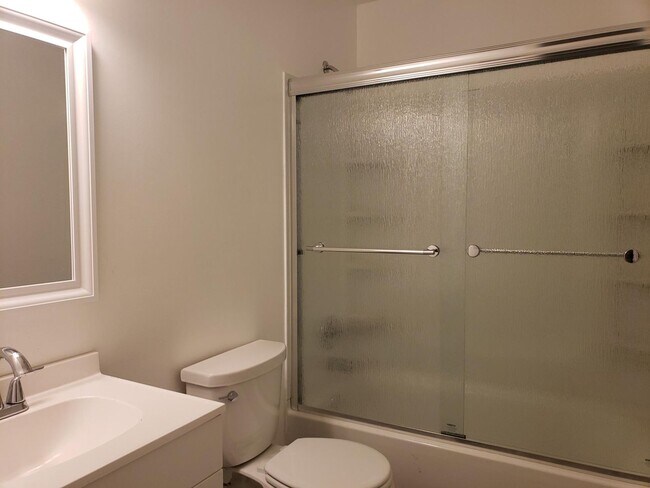 Photo - 852 Gardella Ave Unidad 852 Gardella #B