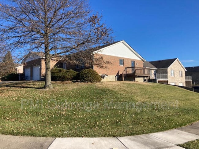 Building Photo - 462 Oxford Dr