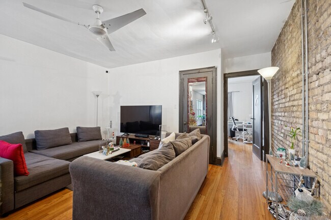 Photo - 6238 N Broadway Unit 3N