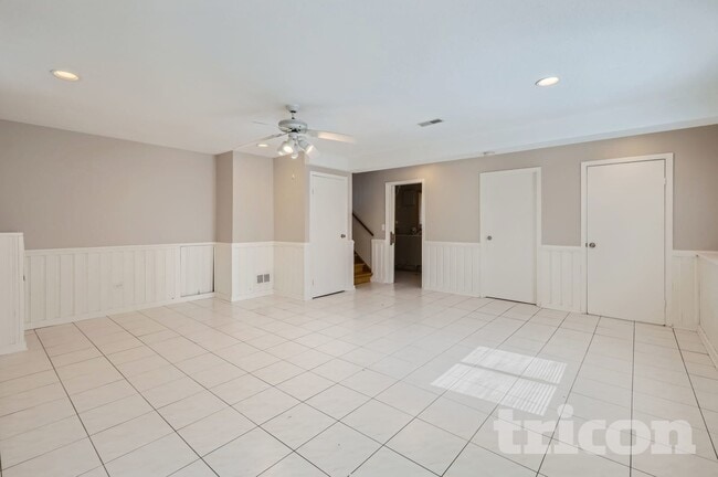 Photo - 285 Polo Club Dr