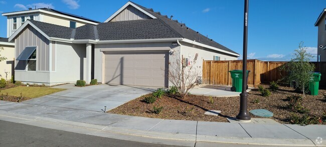 Building Photo - 9716 Maple Ter Ln Rental