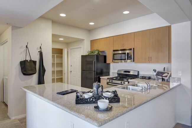 Building Photo - Bela Rosa Rental