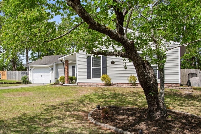 Photo - Charming Home Near Northeast Creek Park