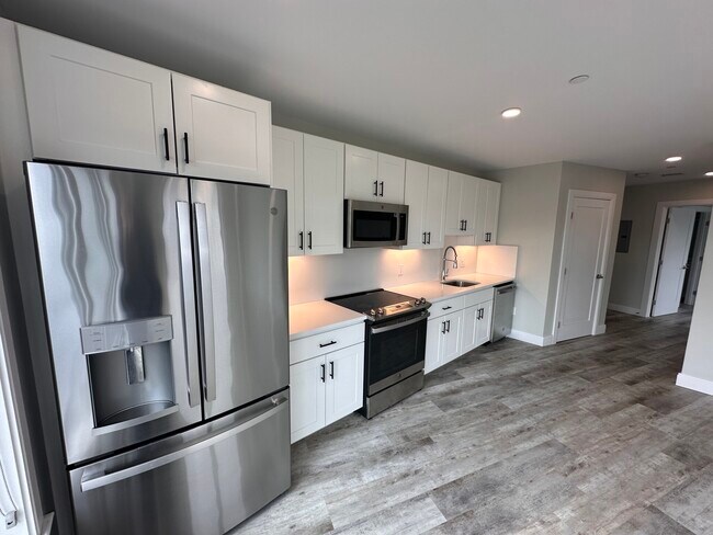 Photo - 200 Old Colony Ave Unit 611