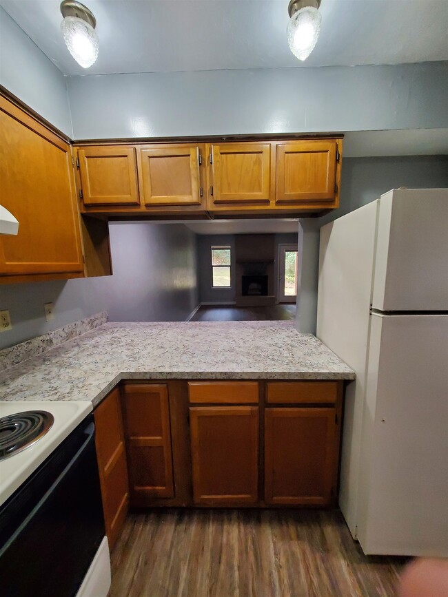 2903 Woodrich Dr