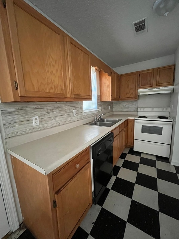 Photo - 306 N Pool St