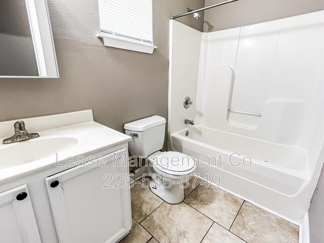 Photo - 1916 Eagle St