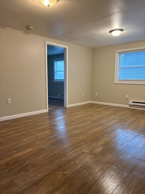 Photo - 2 Yolande Pl