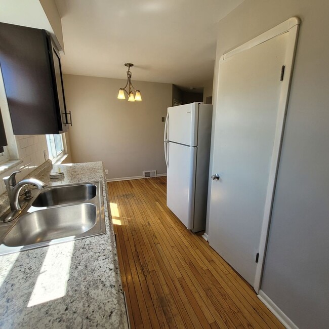 Photo - West Boulevard Area 3-Bed, 1-Bath Single-F...